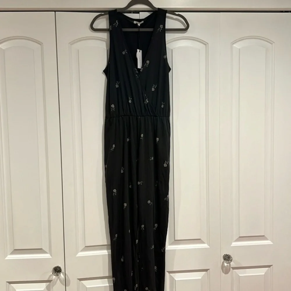NWT Z supply‎ small new with tags black jumpsuit with pink roses washed black